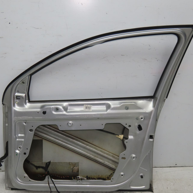 Porte avant droite occasion VOLKSWAGEN GOLF VI Phase 1 10-2008->04-2013 2.0 TDI 140ch 5K4831056H 2