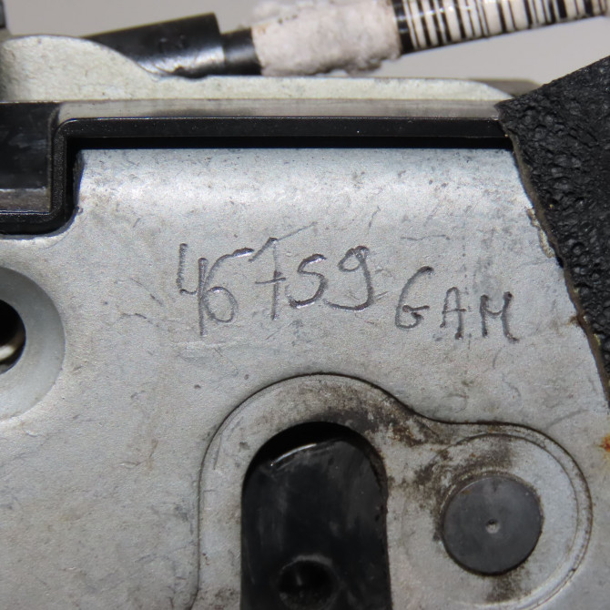 Serrure porte arg occasion RENAULT CLIO IV Phase 1 07-2012->... 1.5 DCI 90ch 825015591R 7