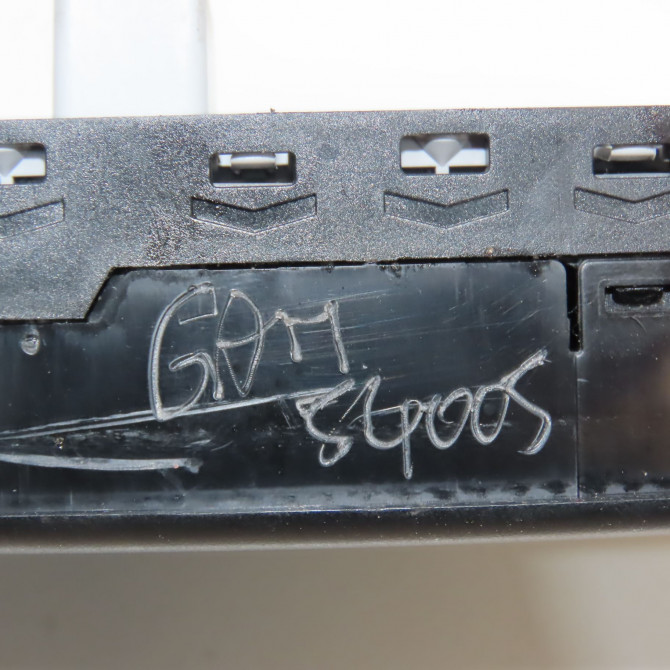 Commande lève-glace porte avant gauche occasion RENAULT SCENIC III Phase 1 04-2009->11-2011 1.9 DCI 130ch 809610017R 4