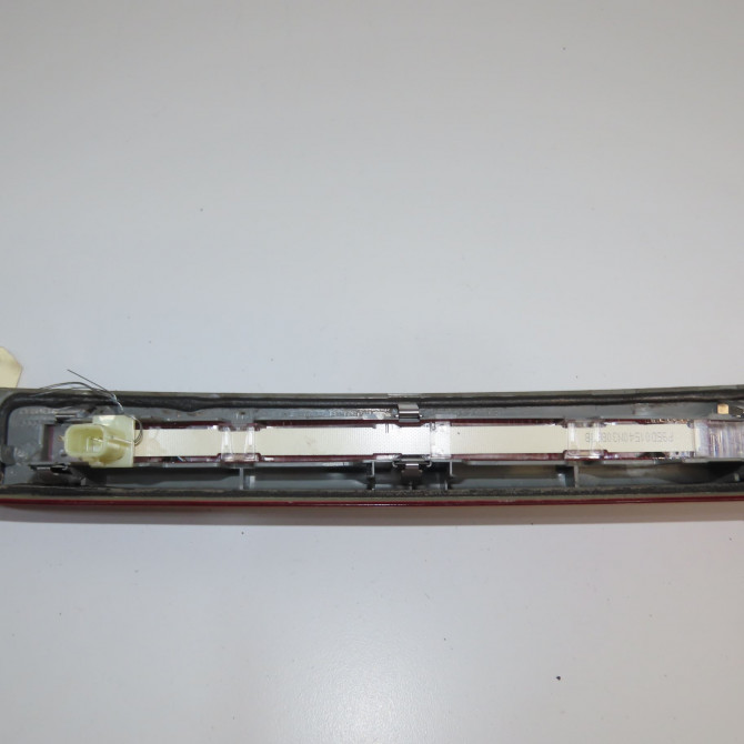 Feux stop supplementaire occasion RENAULT SCENIC III Phase 1 04-2009->11-2011 1.9 DCI 130ch 265900024R 2