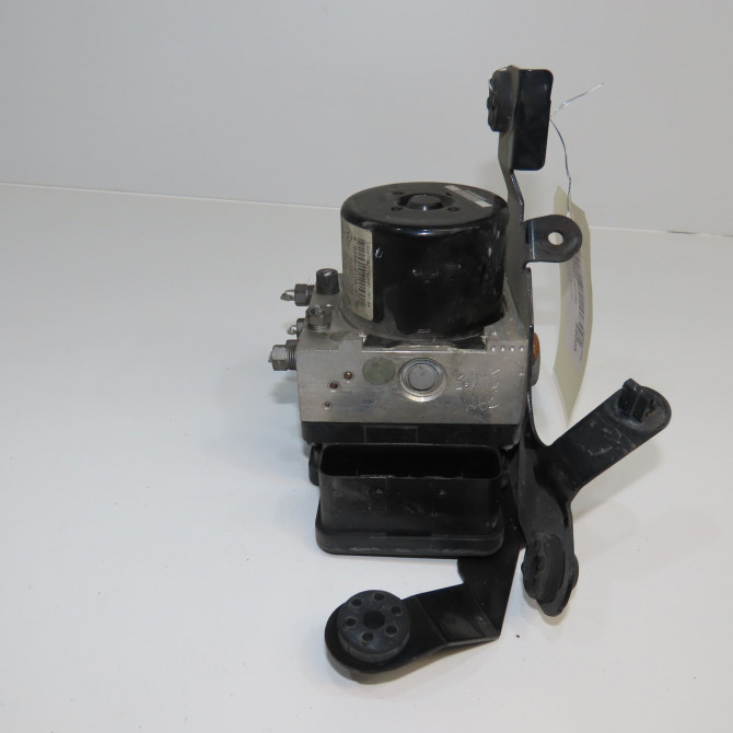 Unité hydraulique ABS occasion RENAULT SCENIC III Phase 1 04-2009->11-2011 1.9 DCI 130ch 476604304R 3