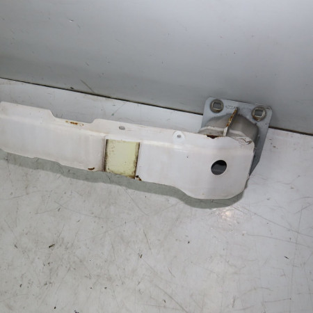 <span class="tt">Renfort pare-choc avant occasion  </span><span class="designation"> </span>