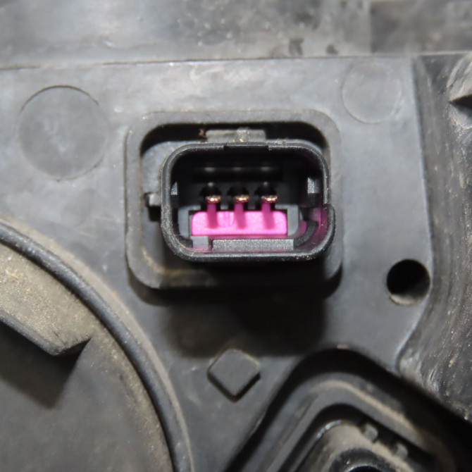 Phare droit occasion RENAULT CLIO IV Phase 1 07-2012->... 1.5 DCI 90ch 260106624R 3