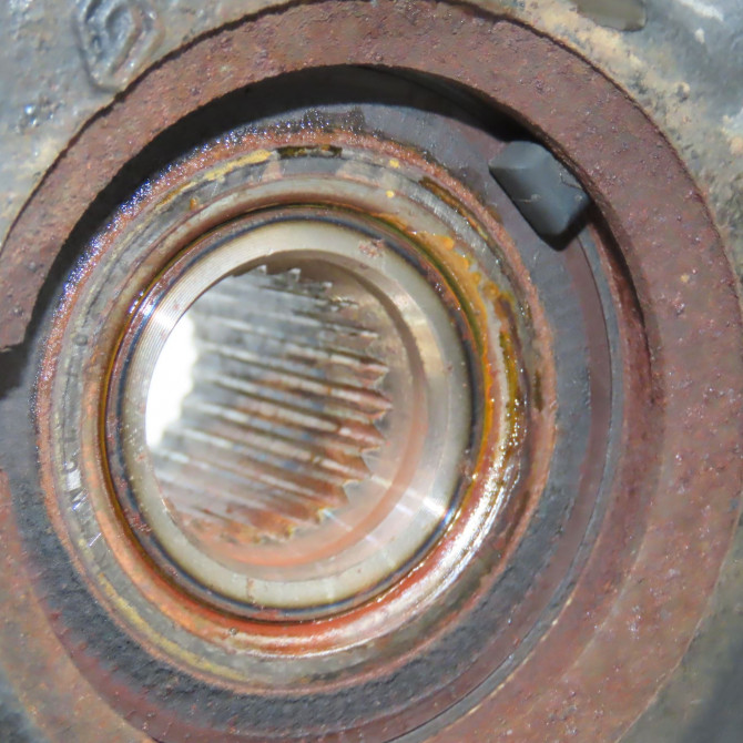 Moyeu avg occasion RENAULT CLIO IV Phase 1 07-2012->... 1.5 DCI 90ch 402022048R 3