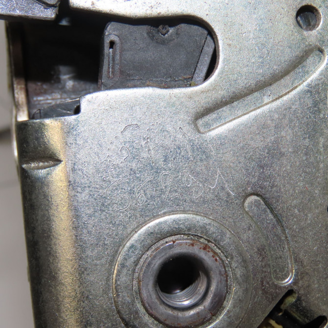 Serrure porte ard occasion CITROEN C4 PICASSO I Phase 1 01-2007->10-2013 1.6 HDi 16v 110ch 9138J9 6