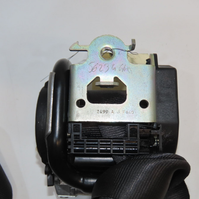 Ceinture avant gauche occasion RENAULT CLIO IV Phase 1 07-2012->... 1.5 DCI 90ch 868856883R 3