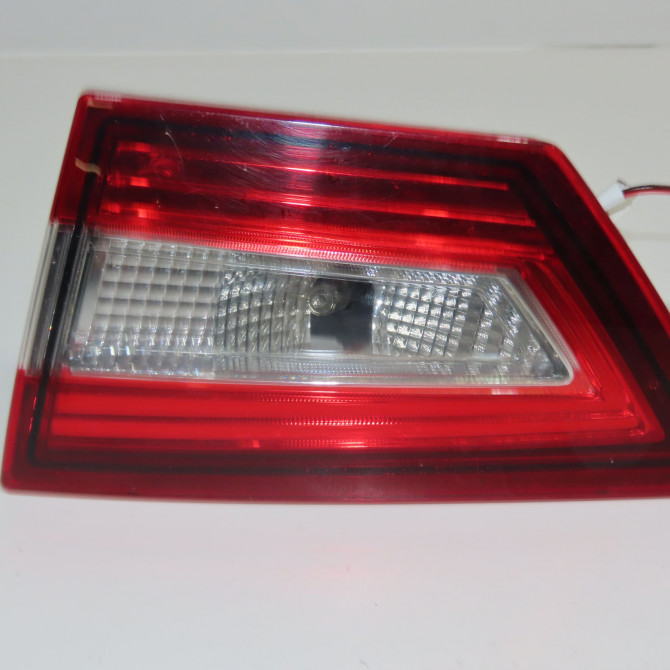 Feu arrière intérieur droit occasion RENAULT CLIO IV Phase 1 07-2012->... 1.5 DCI 90ch 265505796R 1