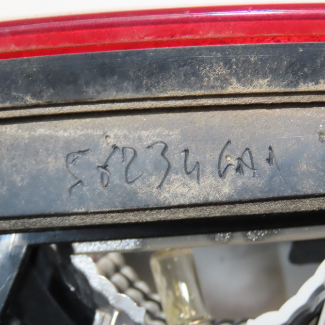 Feu arrière intérieur droit occasion RENAULT CLIO IV Phase 1 07-2012->... 1.5 DCI 90ch 265505796R 4