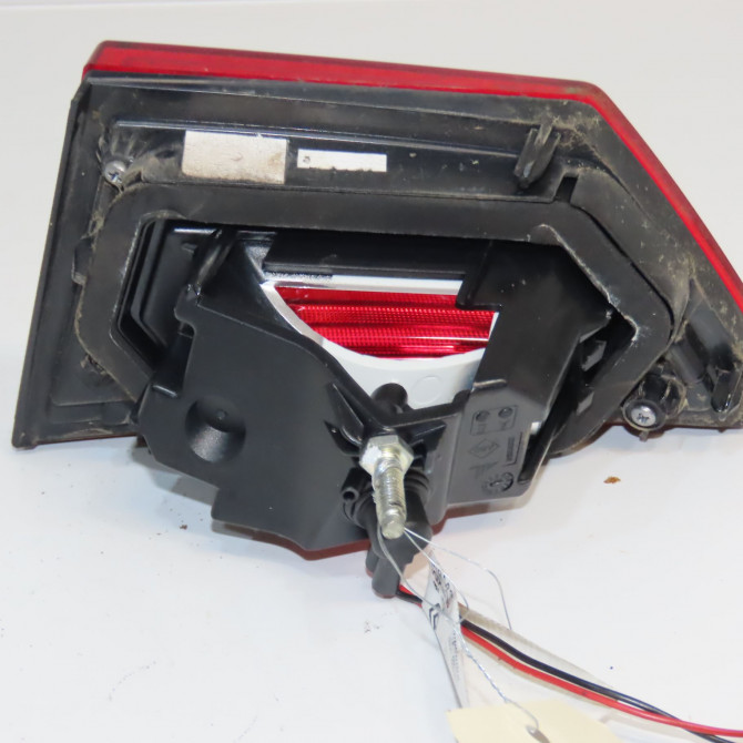 Feu arrière interieur gauche occasion RENAULT CLIO IV Phase 1 07-2012->... 1.5 DCI 90ch 265552424R 2