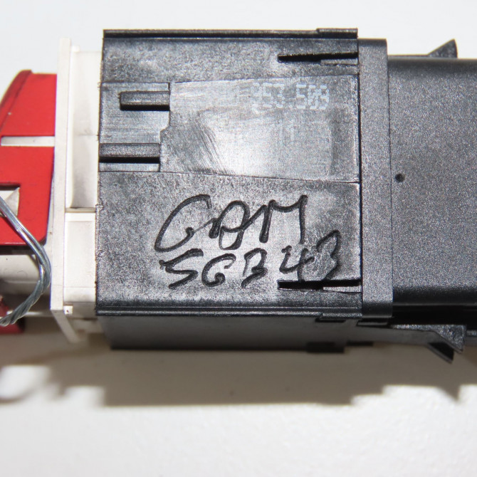 Bouton de warning occasion VOLKSWAGEN EOS Phase 1 04-1995->04-1999 2.0 TDI 140ch 1Q0953509 4