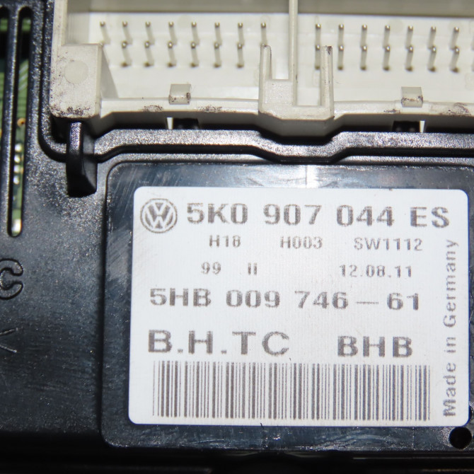 Commande de chauffage occasion VOLKSWAGEN EOS Phase 1 04-1995->04-1999 2.0 TDI 140ch 5