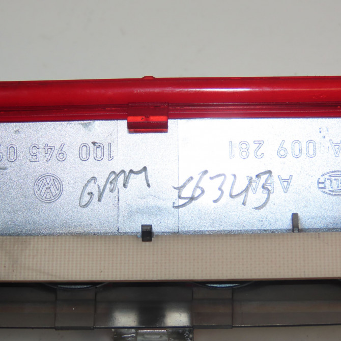 Feux stop supplementaire occasion VOLKSWAGEN EOS Phase 1 04-1995->04-1999 2.0 TDI 140ch 1Q0945097B 4