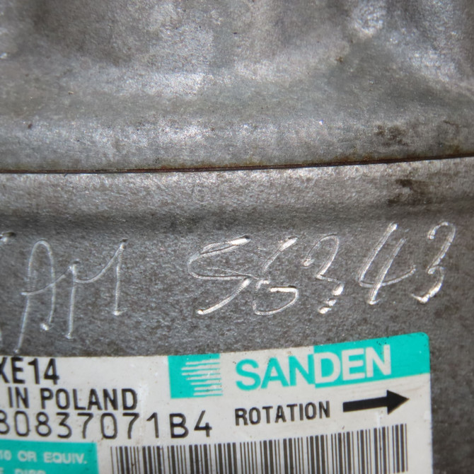 Compresseur air conditionne occasion VOLKSWAGEN EOS Phase 1 04-1995->04-1999 2.0 TDI 140ch 1K0820808F 8