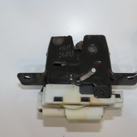 Serrure hayon occasion RENAULT SCENIC II Phase 1 03-2004->09-2006 1.6i 16v 8200947699