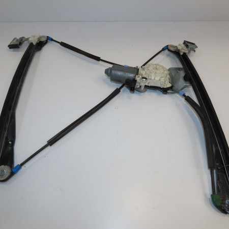 Mecanisme + moteur lève-glace avant droit occasion VOLKSWAGEN POLO III Phase 1 10-1994->11-1999 1.4 6N4837462