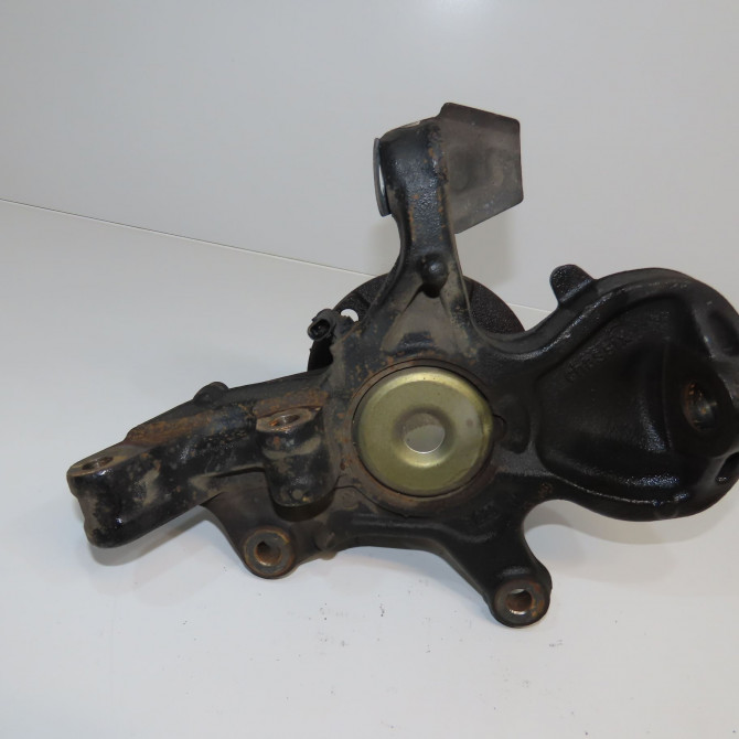 Moyeu avg occasion MERCEDES 2