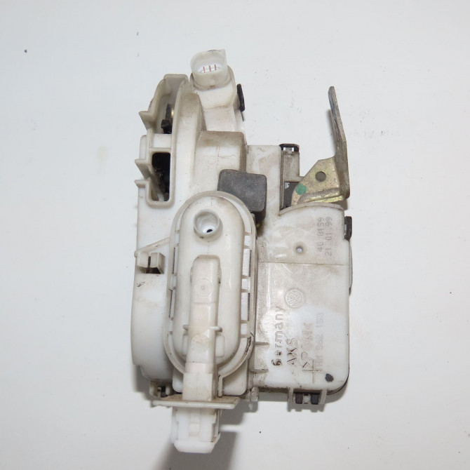 Serrure porte avg occasion VOLKSWAGEN POLO III Phase 1 10-1994->11-1999 1.4 60ch 6N1837015D 2