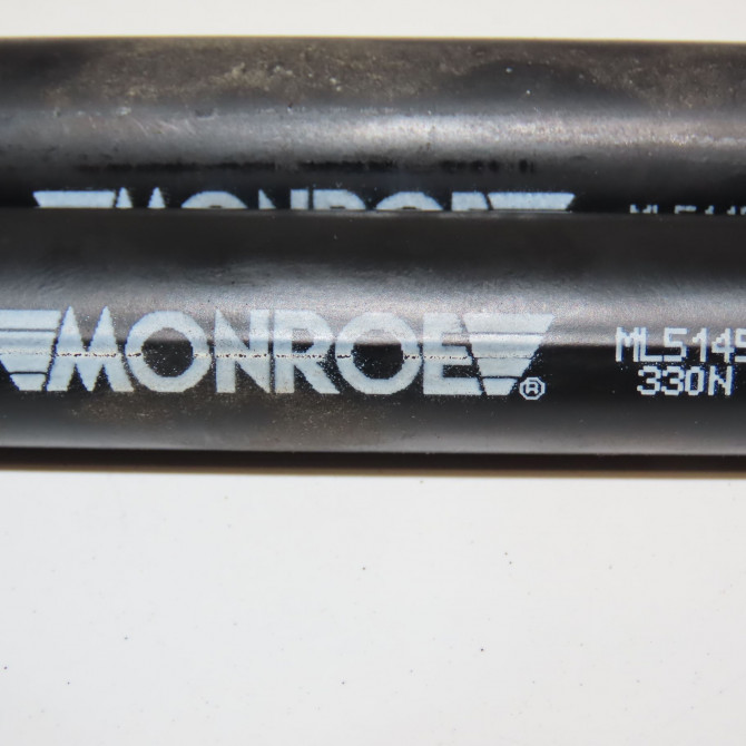 Verin droit hayon occasion VOLKSWAGEN POLO III Phase 1 10-1994->11-1999 1.4 60ch 6N0827550A 4