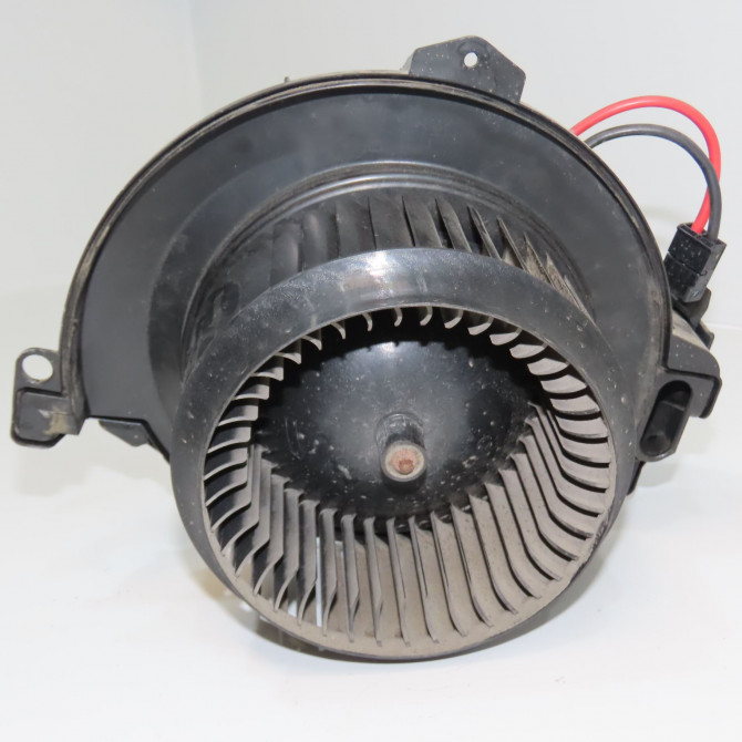 Ventilateur de chauffage occasion MERCEDES 8307902 2