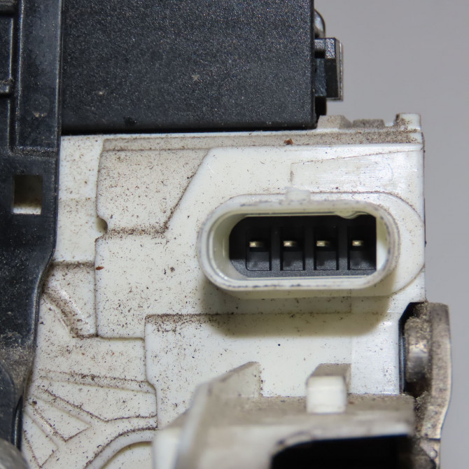 Serrure porte avd occasion MERCEDES 9077200300 3