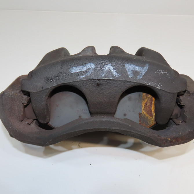 Etrier de frein avant gauche occasion MERCEDES 9074215100 2