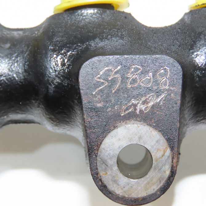 Rampe injection occasion PEUGEOT 207 Phase 1 04-2006->06-2013 1.4 HDI 70ch 1570G2 4