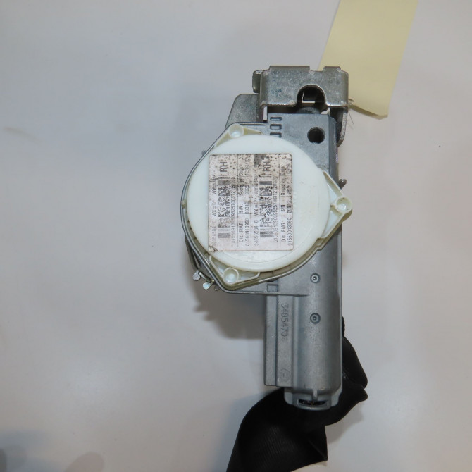 Ceinture avant droite occasion ALFA ROMEO GIULIETTA II Phase 1 03-2010->12-2013 1.6 JTDM 105ch 156101395 4