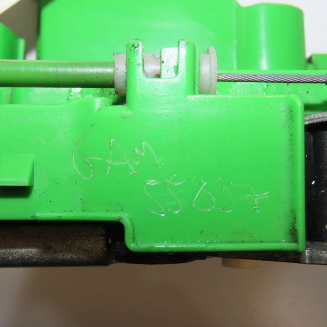 Serrure porte ard occasion ALFA ROMEO GIULIETTA II Phase 1 03-2010->12-2013 1.6 JTDM 105ch 71775808 4