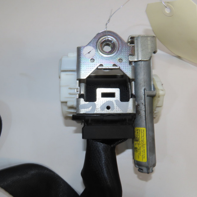 Ceinture avant gauche occasion ALFA ROMEO GIULIETTA II Phase 1 03-2010->12-2013 1.6 JTDM 105ch 156101396 3