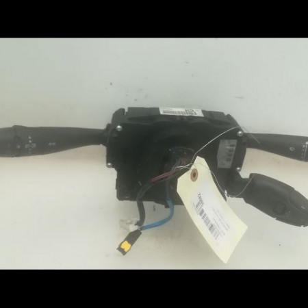 Bloc commodos occasion PEUGEOT 207 Phase 1 04-2006->06-2013 1.6 HDI 90ch 6242SL