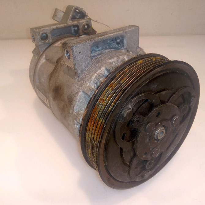 Compresseur air conditionne occasion RENAULT CLIO IV Phase 1 07-2012->... 1.5 DCI 90ch 926000838R 2