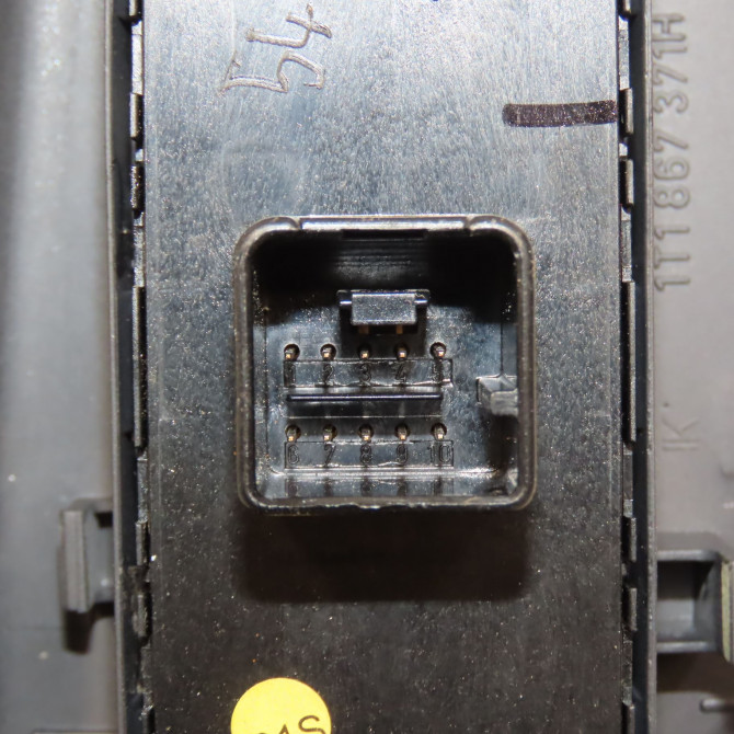 Commande lève-glace porte avant gauche occasion VOLKSWAGEN TOURAN II Phase 1 09-2010->12-2015 2.0 TDI 140ch 7P6959857 3