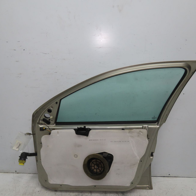 Porte avant droite occasion PEUGEOT 206 Phase 2 02-2003->02-2009 1.4 HDI 70ch 9004K5 2