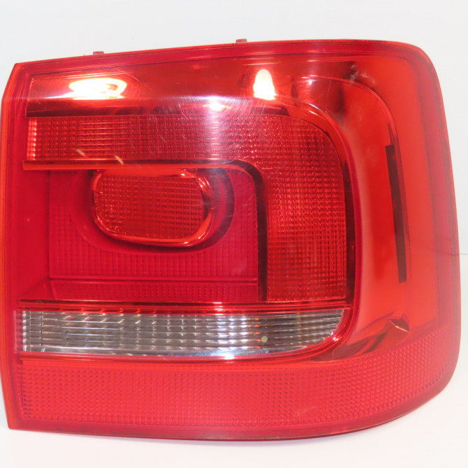 Feu arrière droit occasion VOLKSWAGEN TOURAN II Phase 1 09-2010->12-2015 1T0945096R 1