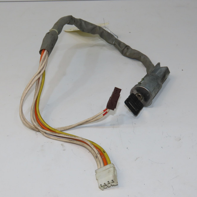 Antivol de direction occasion PEUGEOT 309 1