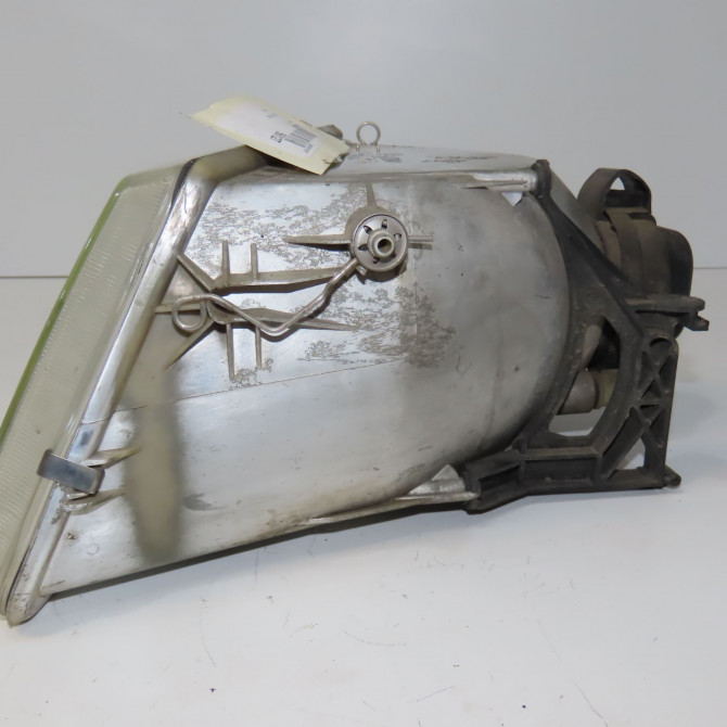 Phare droit occasion PEUGEOT 309 4