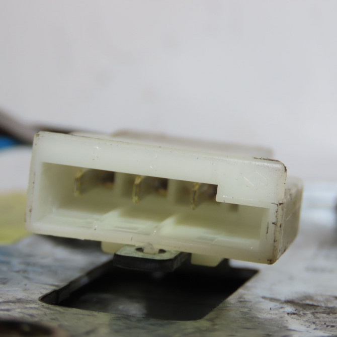 Moteur essuie-glace arrière occasion RENAULT MEGANE I Phase 1 11-1995->03-1999 1.6i 7700838379 4