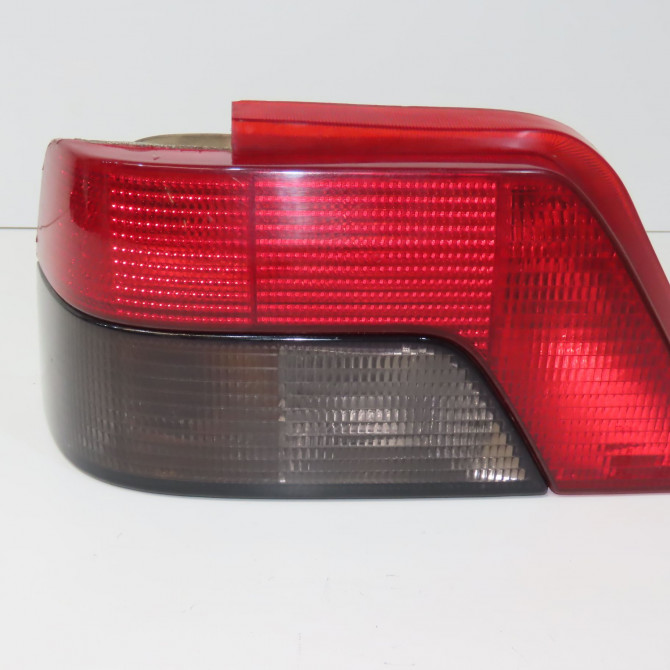 Feu arrière gauche occasion PEUGEOT 309 1