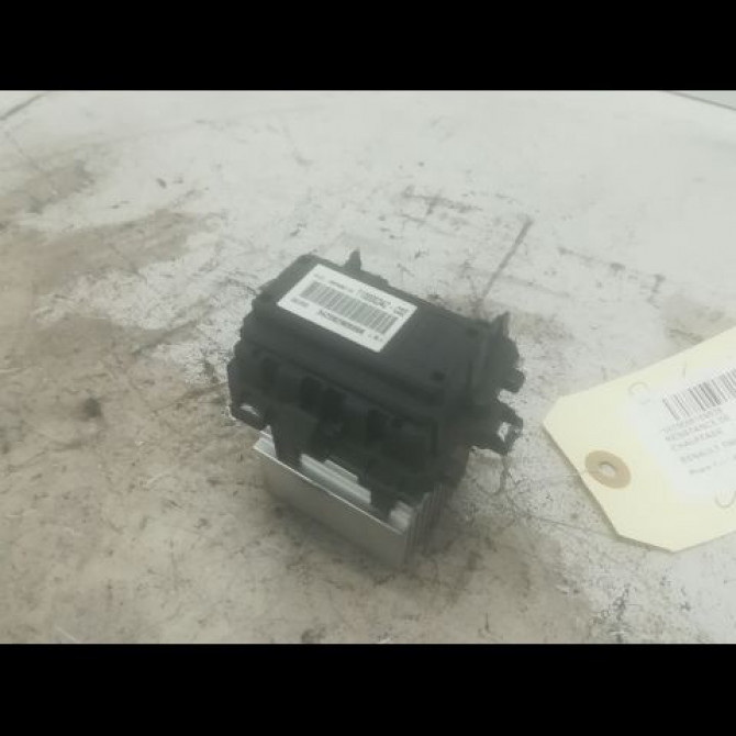 Resistance de chauffage occasion RENAULT TWINGO II Phase 1 06-2007->11-2011 1.2i 16v 75ch 7701060006 2