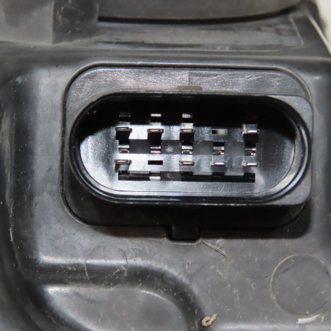 Phare gauche occasion VOLKSWAGEN POLO V POLO V Phase 1 2009-09-01->2014-05-31 1.6 TDI 75ch 6R1941015E 3