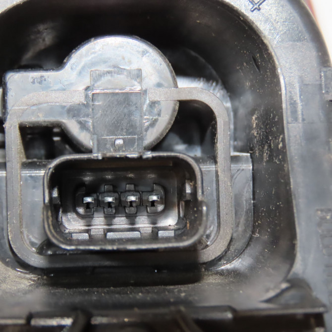 Feu arrière gauche occasion RENAULT CLIO IV Phase 1 07-2012->... 1.5 DCI 90ch 265553021R 3