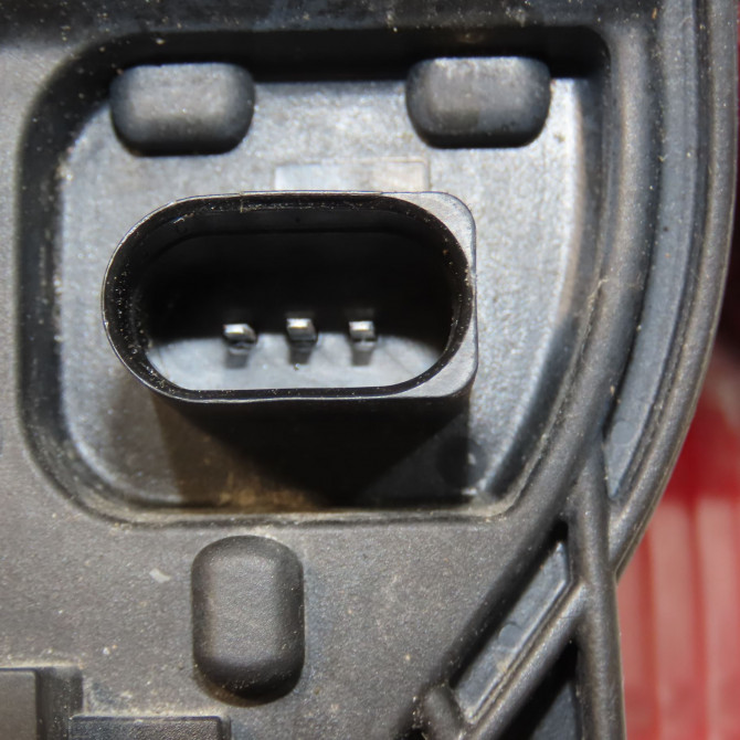 Feu arrière droit occasion VOLKSWAGEN TOURAN II Phase 1 09-2010->12-2015 2.0 TDI 140ch 1T0945096R 3