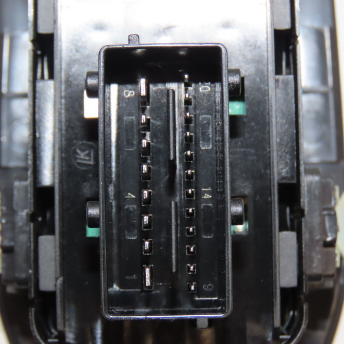 Commande lève-glace porte avant gauche occasion PEUGEOT 308 II 308 II Phase 2 2017-04-01-> 98423402ZD 5