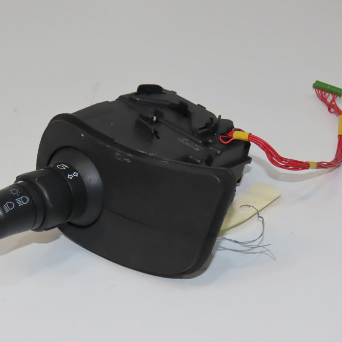 Commande clignotant occasion RENAULT CLIO III Phase 2 03-2009->12-2014 1.5 DCI 85ch 255405605R 1