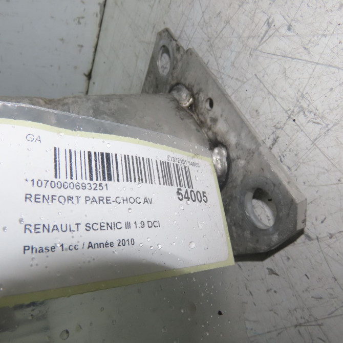 Renfort pare-choc avant occasion RENAULT SCENIC III Phase 1 04-2009->11-2011 1.9 DCI 130ch 752100015R 4