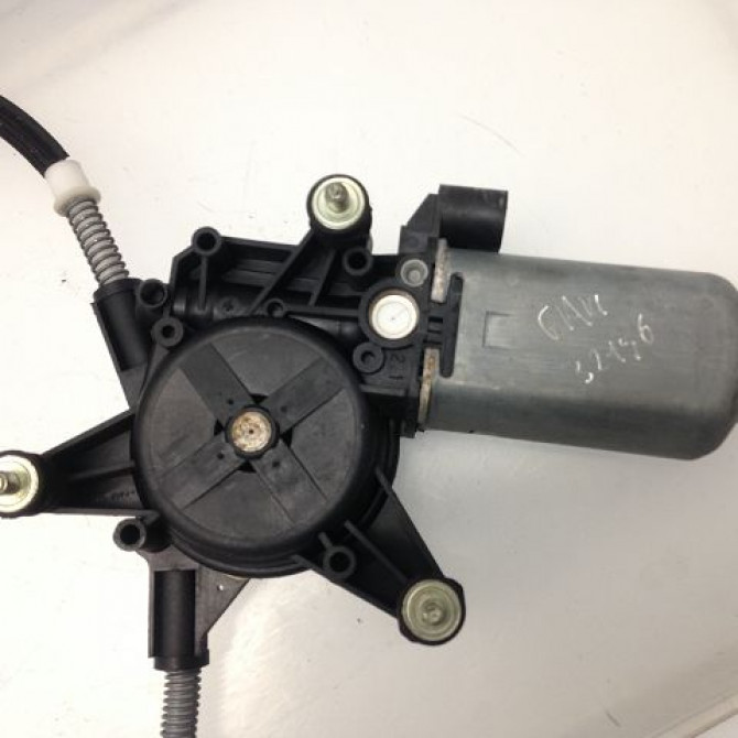 Mecanisme + moteur lève-glace avant droit occasion RENAULT MEGANE I Phase 1 11-1995->03-1999 1.6 8200038152 2