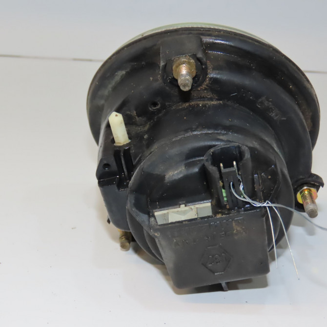 Phare antibrouillard avant gauche occasion RENAULT MEGANE I Phase 1 11-1995->03-1999 1.6i 7701205665 4