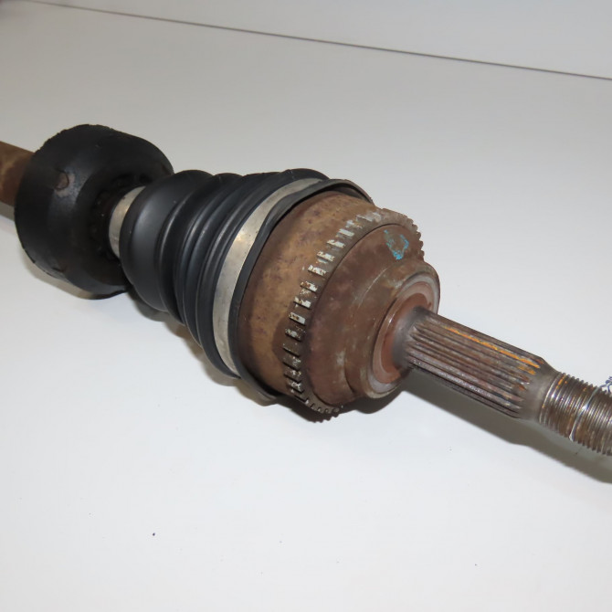 Transmission avant droite occasion RENAULT MEGANE I Phase 1 11-1995->03-1999 1.6i 7701469375 3