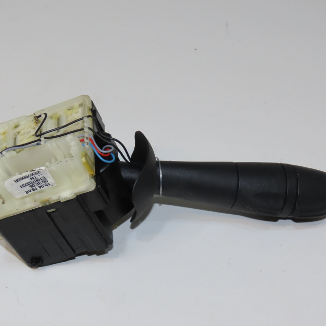 Commande essuie glace occasion RENAULT CLIO IV Phase 2 08-2016->... 1.5 DCI 90ch 8201168016 2