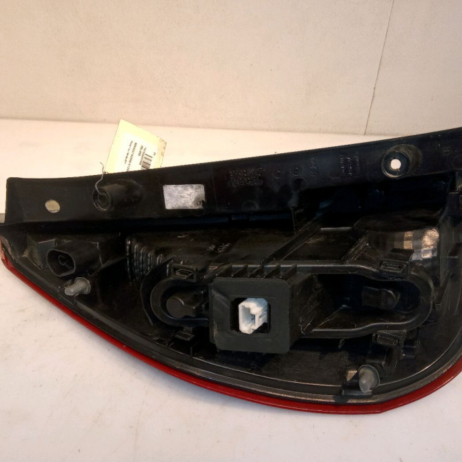 Feu arrière droit occasion RENAULT SCENIC III Phase 1 04-2009->11-2011 1.5 DCI 105ch 265500013R 2